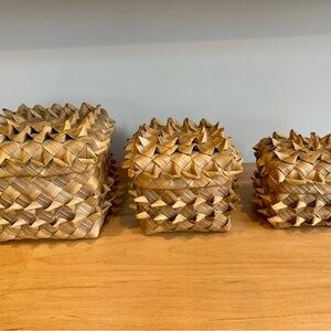 Set of 3 Lauhala Baskets with Lids Handwoven From The Philippines